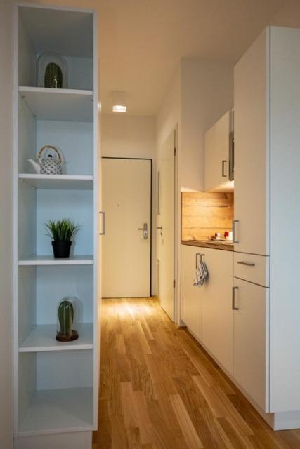 Myroom - Serviced